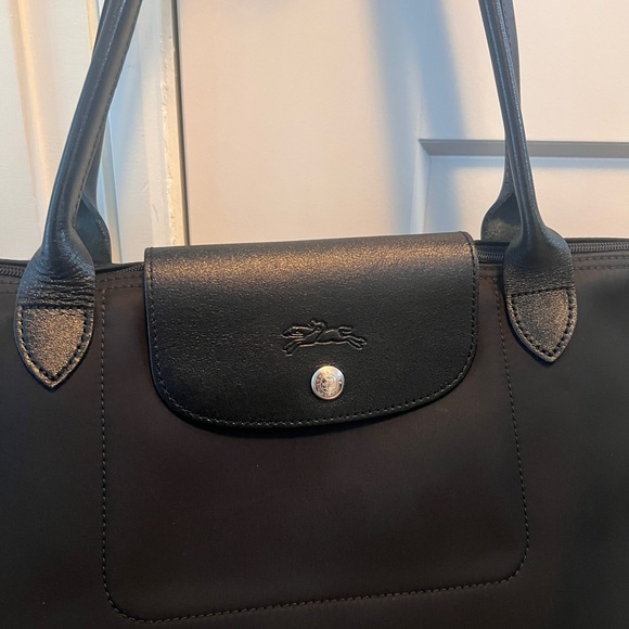 Longchamp Le Pliage Neo Black Tote - Picture 3 of 11